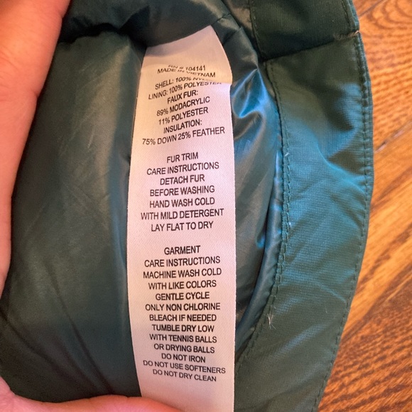 Women’s alpine design down puffer parka medium - Picture 7 of 9